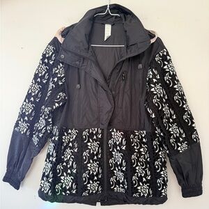 Sàpopa Italian Activewear Jacket Black Lace Embroidered Windbreaker Hooded S